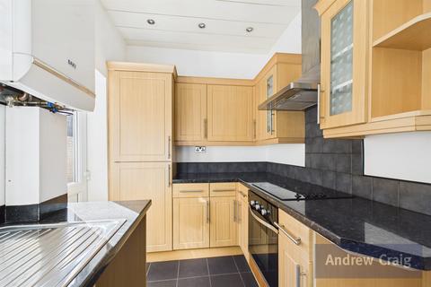 2 bedroom flat for sale, Ashley Road, South Shields