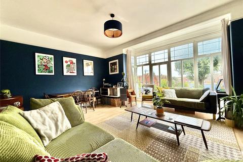 3 bedroom apartment for sale, Vicarage Road, Eastbourne, East Sussex, BN20