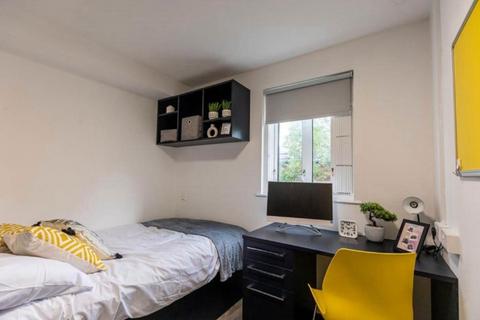 House to rent, 15-E Woodhouse Flats University area Leeds