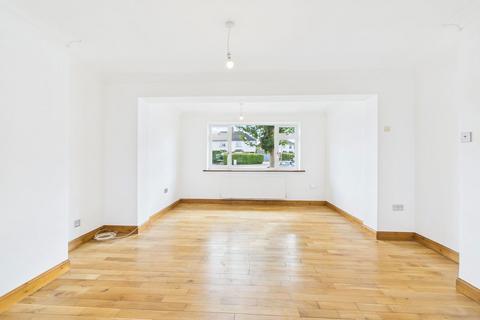4 bedroom semi-detached house for sale, Lansdowne Close, Calne SN11