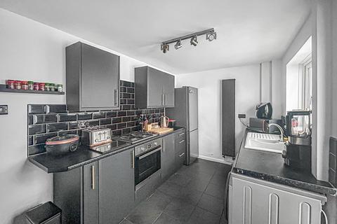 62 Chartwell Close, Werrington, Stoke-on-trent, ST9 0PQ