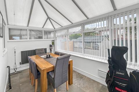62 Chartwell Close, Werrington, Stoke-on-trent, ST9 0PQ