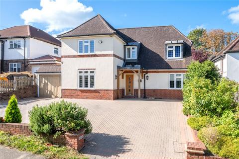 4 bedroom detached house for sale, Green Curve, Banstead, Surrey, SM7