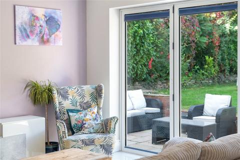 4 bedroom detached house for sale, Green Curve, Banstead, Surrey, SM7