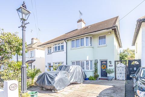 Thornford Gardens, Southend-on-sea, SS2
