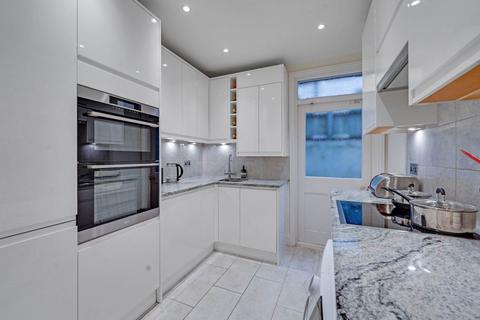 undefined, Ashmount Road, London N19