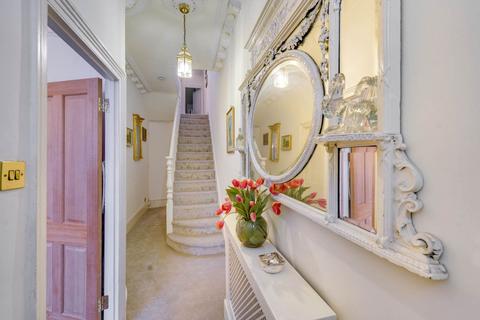 undefined, Ashmount Road, London N19