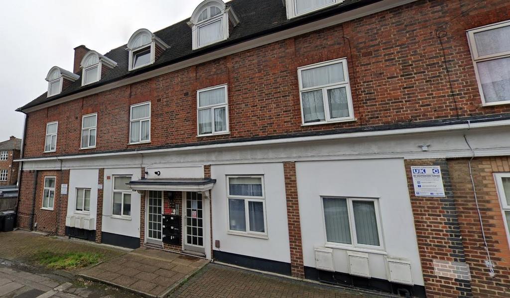 Front lodge road - nw4.jpg