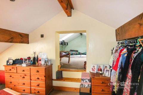 442 Blackburn Road, Blackburn, BB1 3NJ