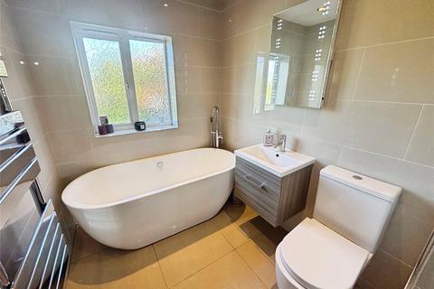4 bedroom detached house for sale, Arundel Gardens, Barnsley S71