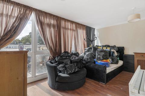undefined, Hannay Walk, London, SW16