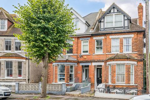 2 bedroom ground floor flat for sale, 10 East Cliff Gardens, Folkestone, CT19