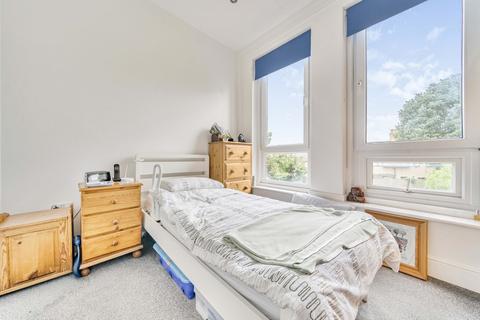 2 bedroom ground floor flat for sale, 10 East Cliff Gardens, Folkestone, CT19