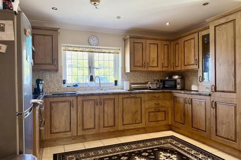 4 bedroom property with land for sale, Carmarthen Road, Swansea SA4