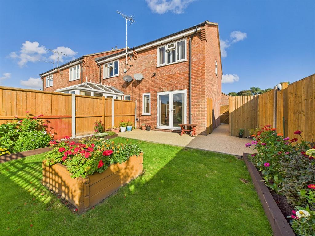 CAM04116 G0-PR0258-STILL015.jpg