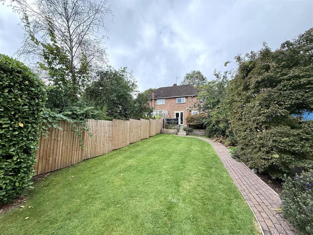 Generous Sized Rear Garden