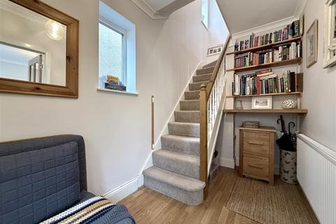 undefined, Greville Road, Warwick