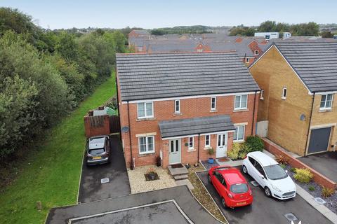 undefined, Ffordd Cadfan, Bridgend CF31