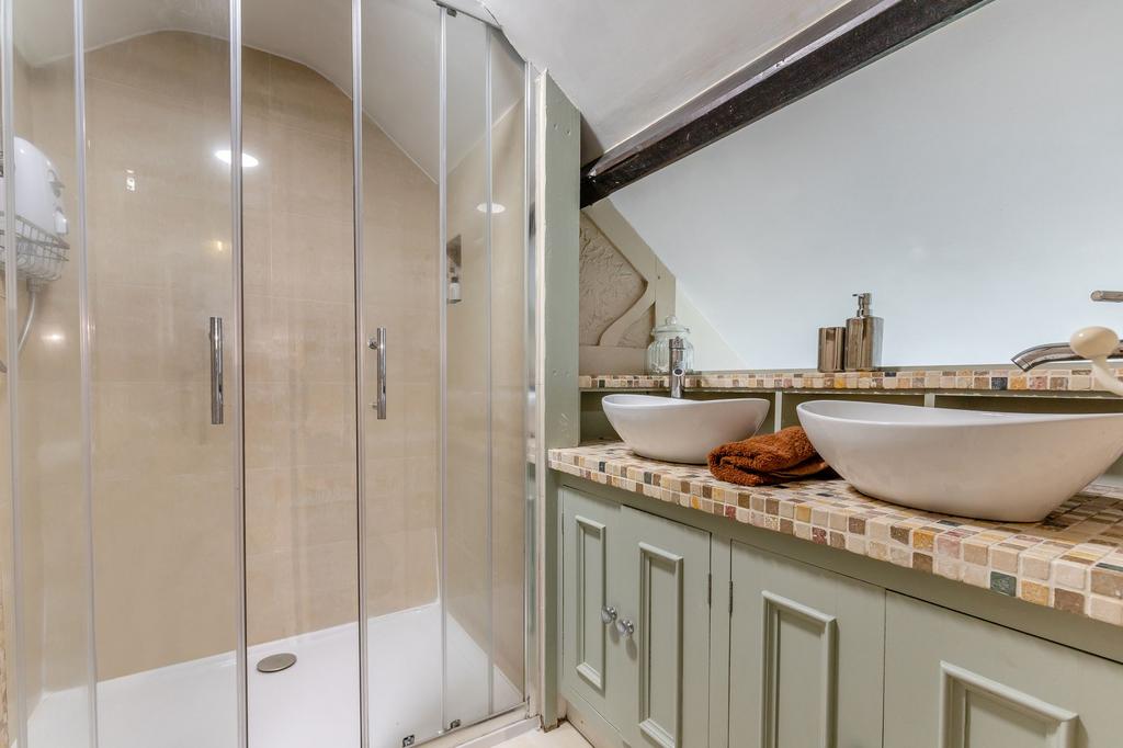 Master ensuite