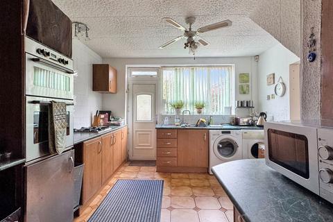 3 bedroom terraced house for sale, Heather Way, Stockport SK6