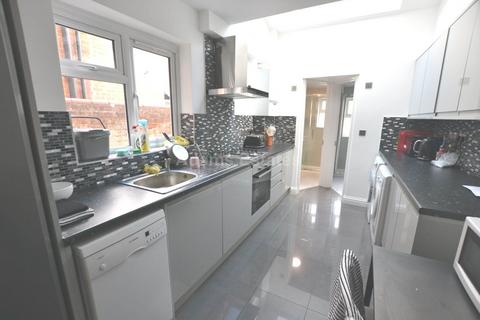 undefined, Grange Avenue, Reading