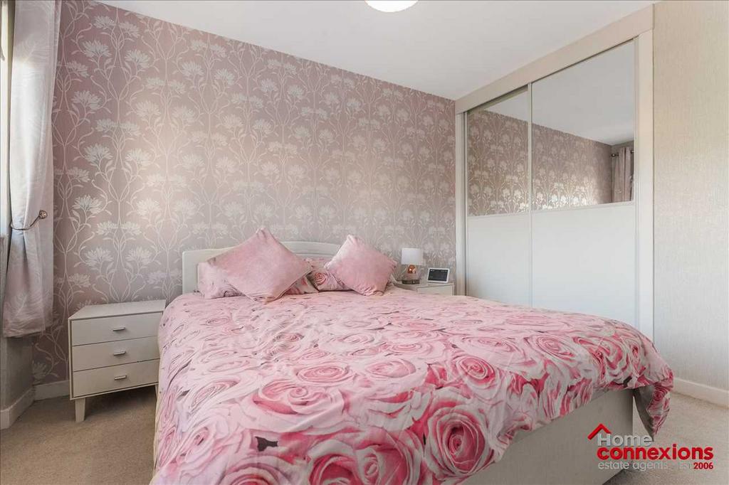 Bedroom One (2)