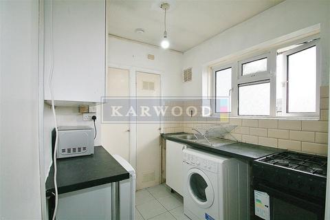 undefined, Pinkwell Lane, Hayes