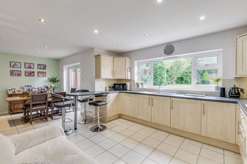 undefined, London Road, Welwyn, AL6