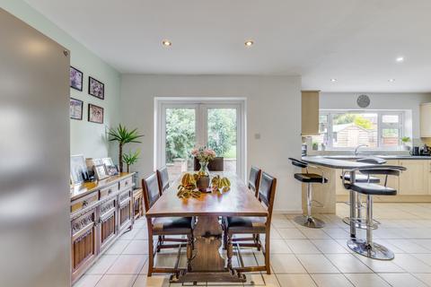 undefined, London Road, Welwyn, AL6