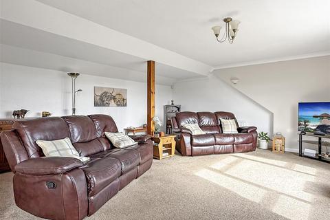 20 Andrew Road, Barnstaple, EX31 3AE