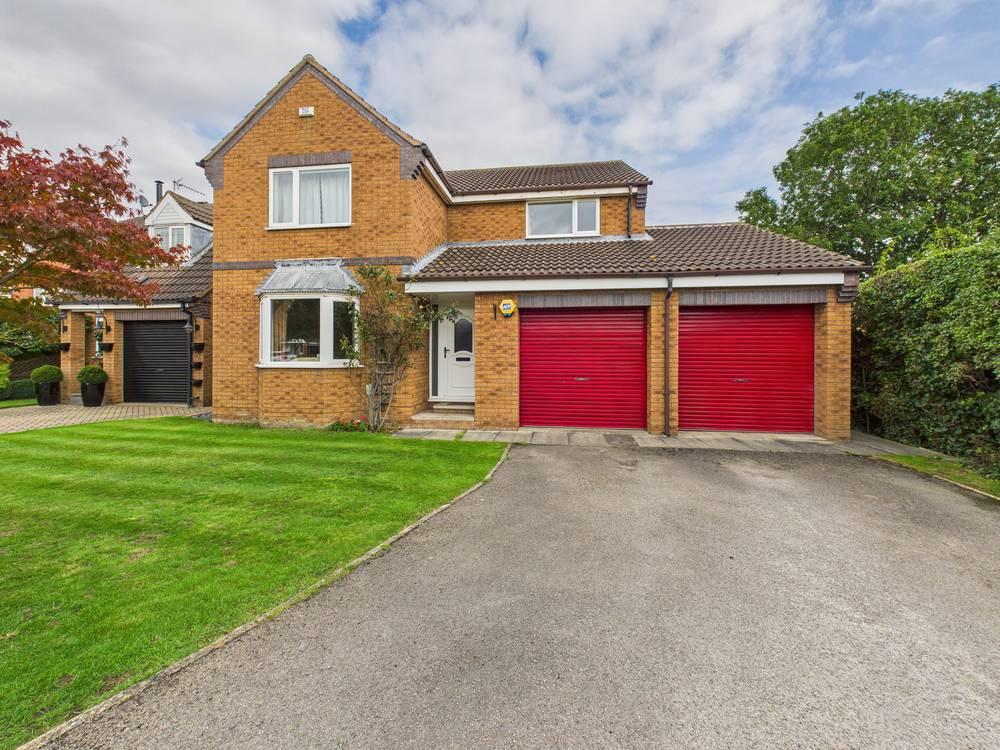 Saxon Rise Saxon Rise, Beverley, HU17 7SN 4 bed detached house for sale - £420,000
