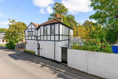 undefined, Manor Road, Walton-on-Thames, KT12