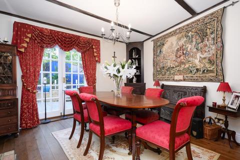 4 bedroom detached house for sale, Manor Road, Walton-on-Thames, KT12