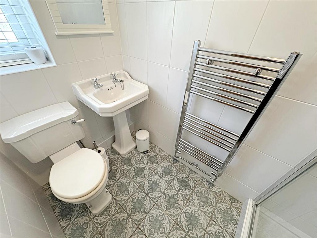 Ensuite