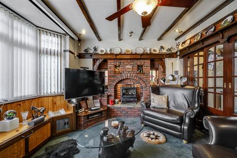 3 bedroom detached house for sale, Wellington Street, Long Eaton