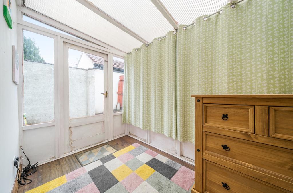 1359383-7-68d3c61b1328f