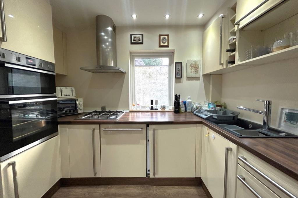 Kitchen 2