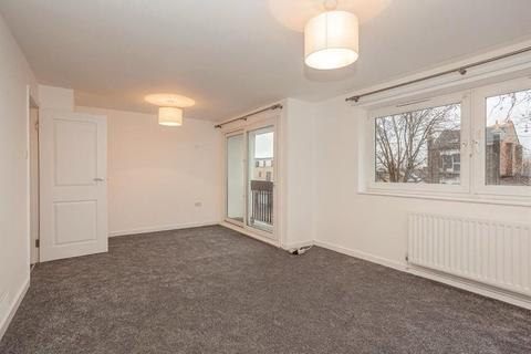 undefined, Barking Road, London E6