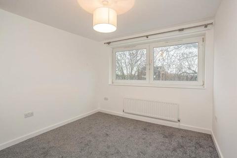 undefined, Barking Road, London E6