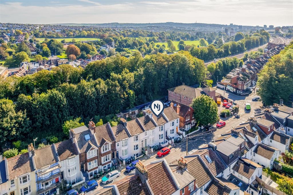 8 robertson road-36.jpg