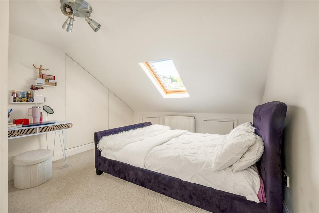 8 robertson road-24.jpg