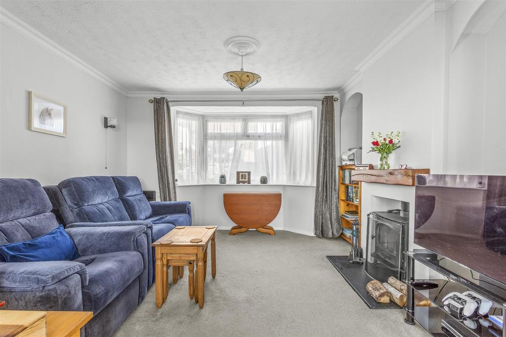 14 Hunt Road, HP13 7 RE-8.jpg