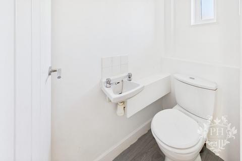 3 bedroom end of terrace house for sale, Darwen Court, Hemlington, Middlesbrough