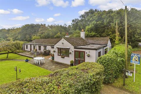 5 bedroom detached bungalow for sale, Bethersden Road, Woodchurch, Ashford, Kent