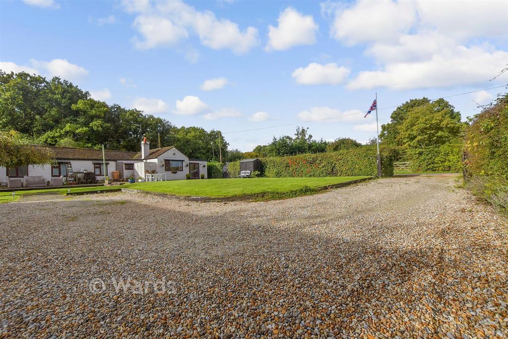 Driveway/Parking