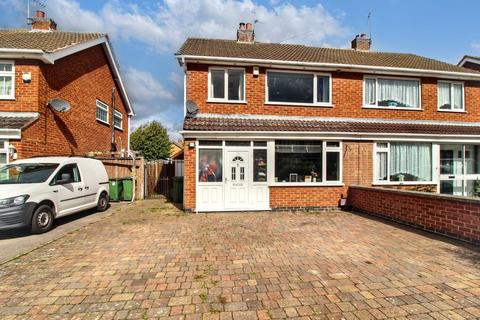 3 bedroom semi-detached house for sale, Lichfield Drive, Leicester LE8