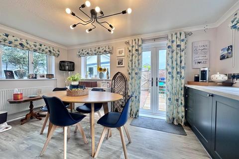 undefined, Brooke Road, Tiverton EX16