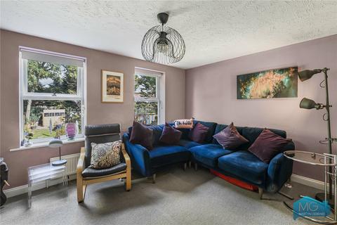 24 Vicars Moor Lane, London, N21 2QJ
