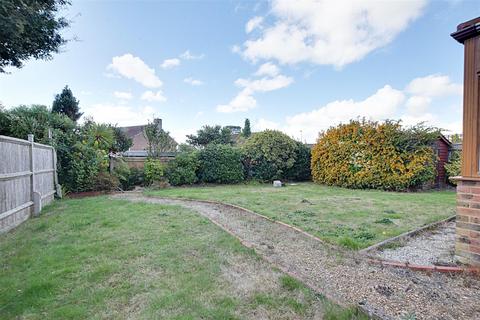 4 bedroom detached house for sale, Grazebrook Close, Bexhill-On-Sea