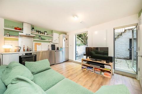 Studio for sale, Roman Road, London E2